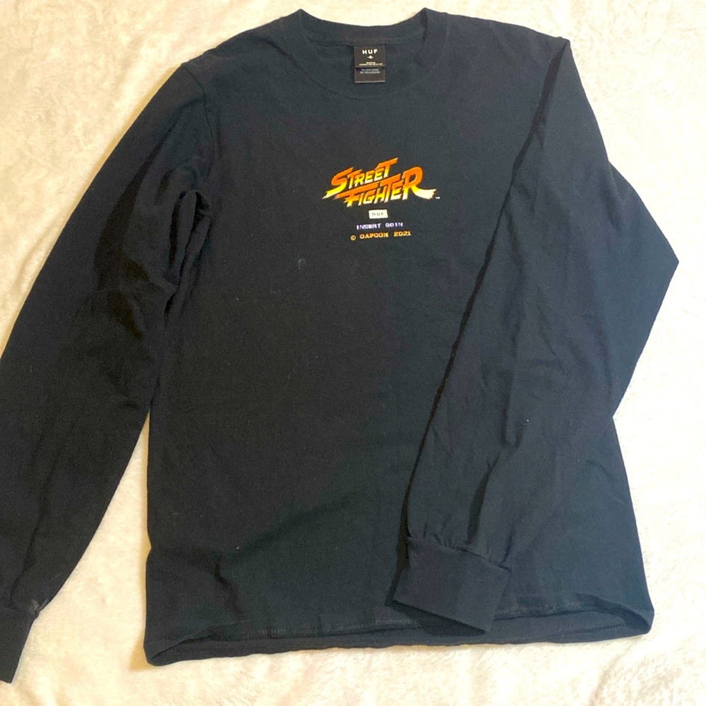 Street Fighter logo black long sleeve shirts.
